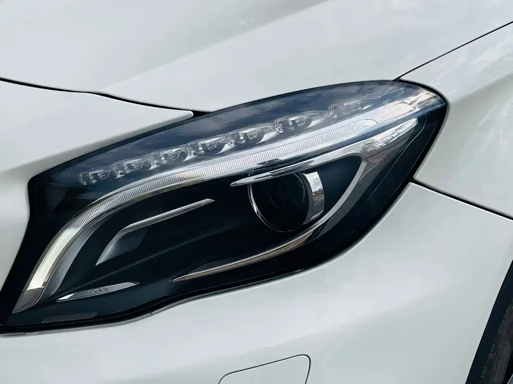 Mercedes-Benz GLA (Import) — миниатюра 9