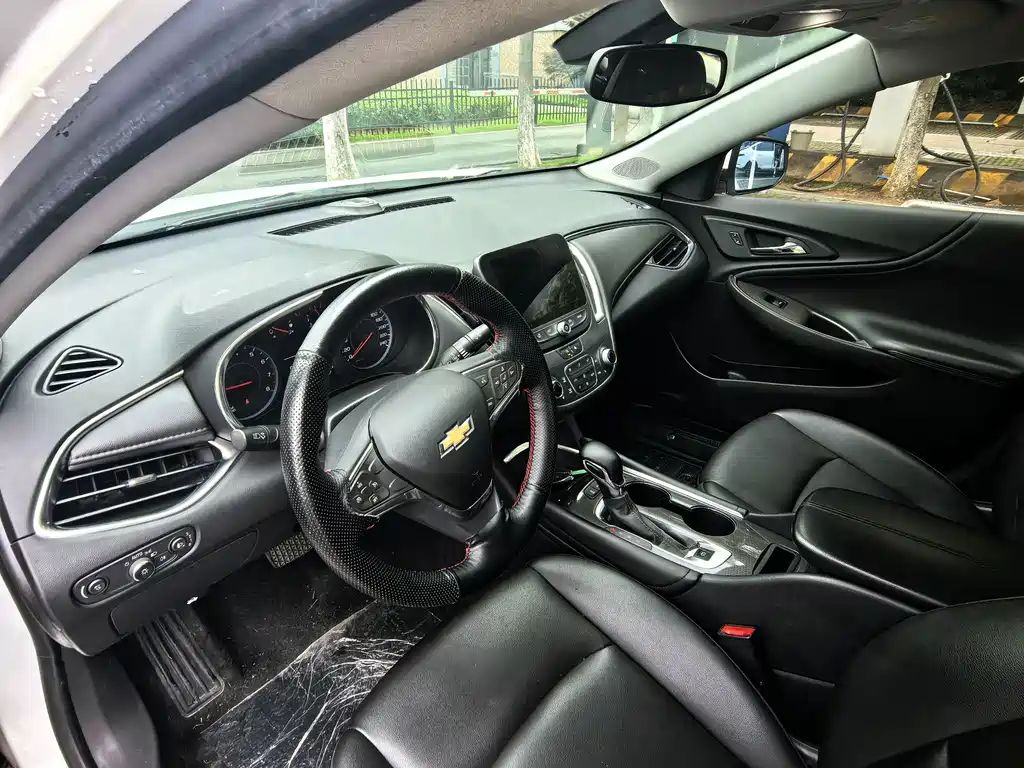 Chevrolet Malibu XL — миниатюра 9
