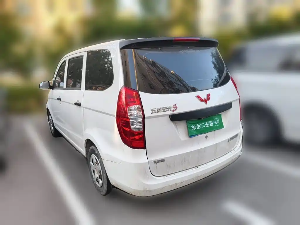 Wuling Hongguang — миниатюра 4