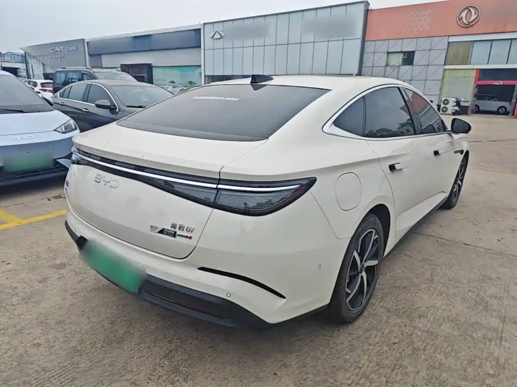 BYD Seal 07 DM-i — миниатюра 7