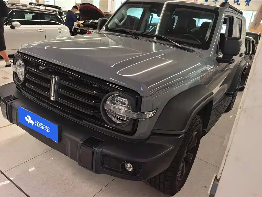 Купить Tank Tank 300