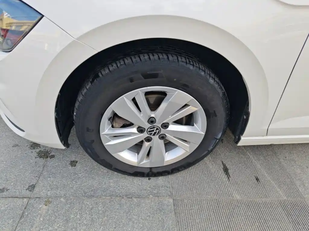 Volkswagen Polo — миниатюра 23