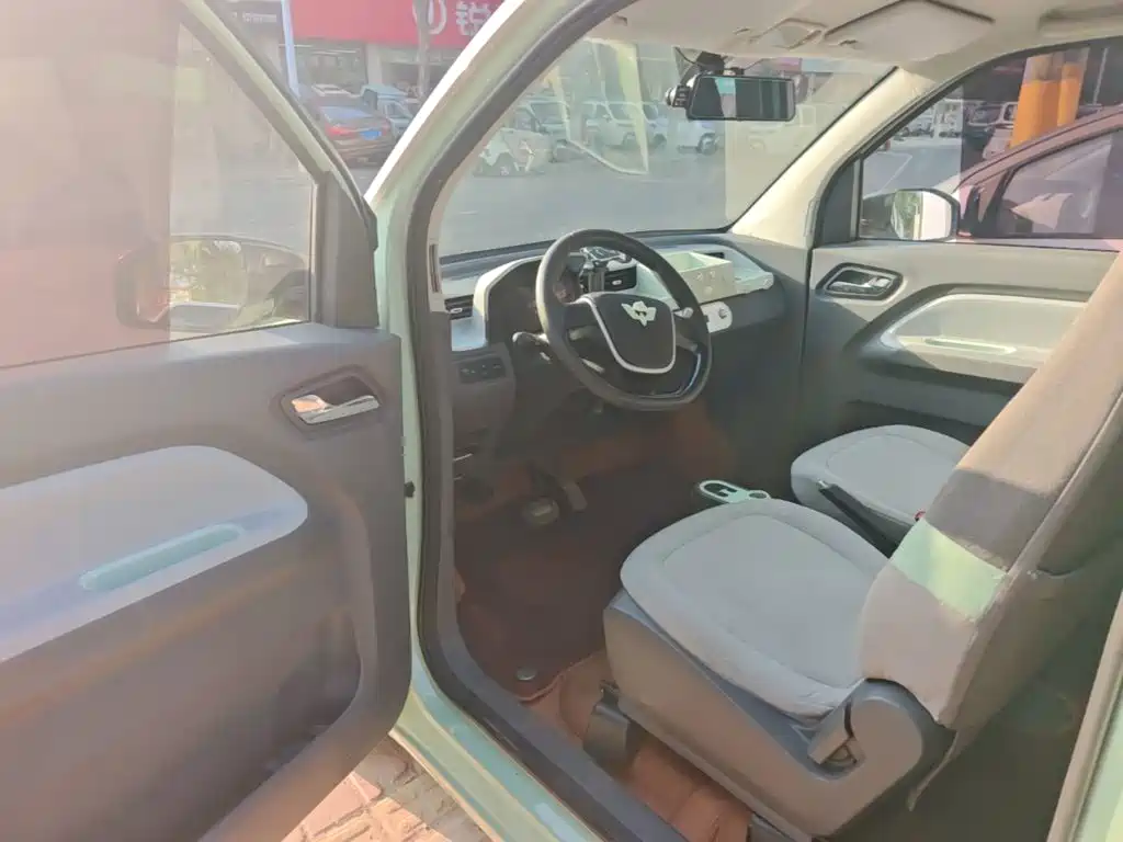 Wuling MINIEV — миниатюра 16