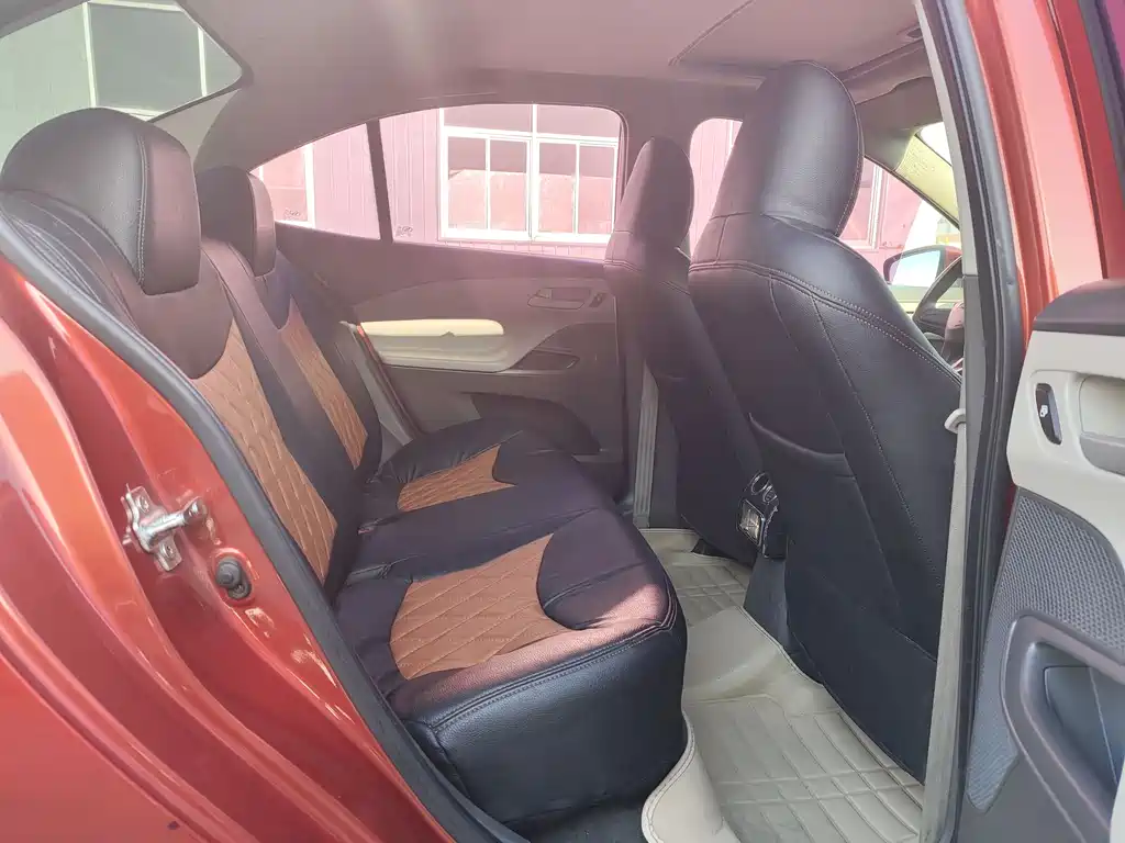 Chevrolet Sail 2015 3 1.5L MT