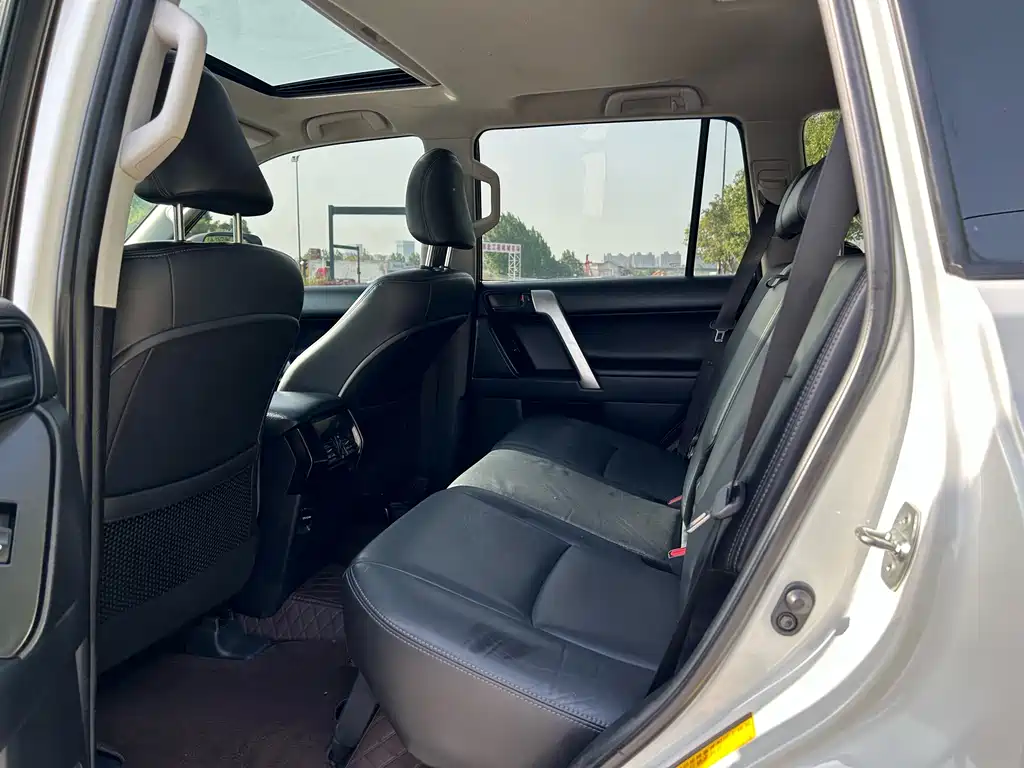 Toyota Prado — миниатюра 7