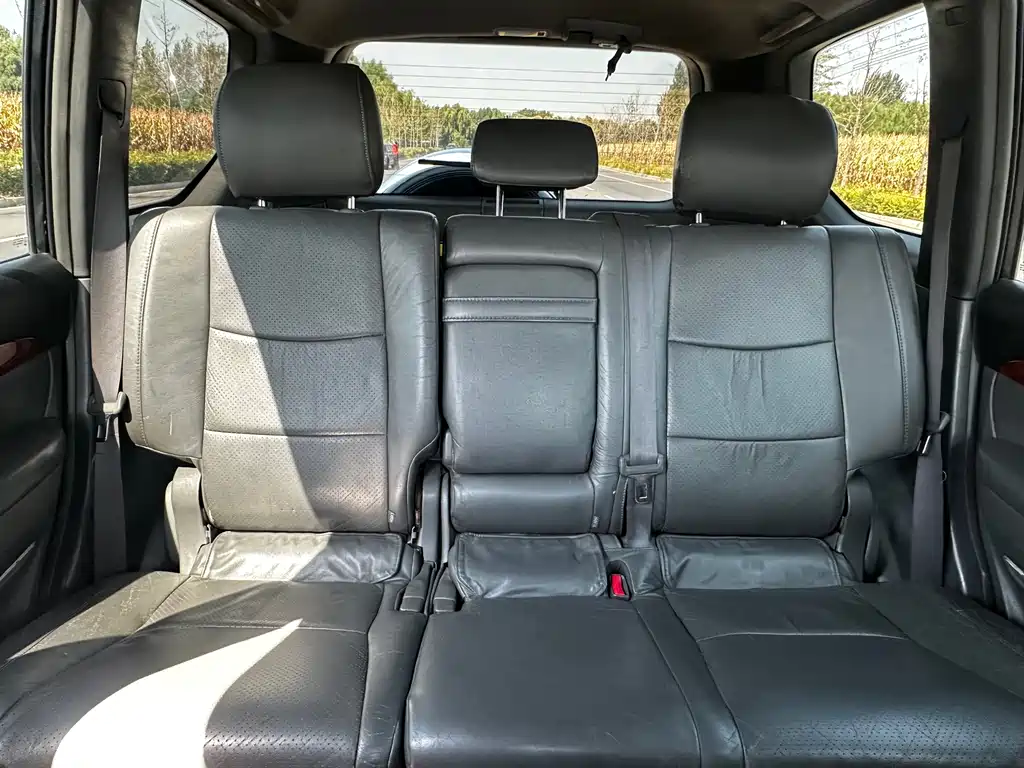 Toyota Prado — миниатюра 9