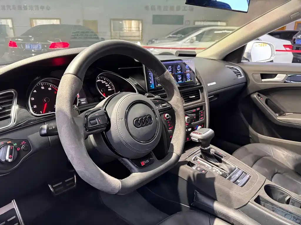 Audi A5 (Import) — миниатюра 11