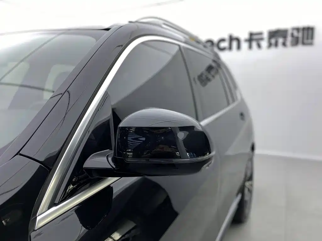 BMW X7 — миниатюра 12
