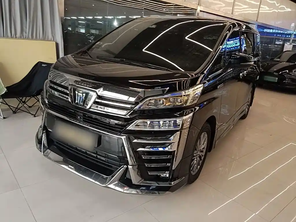 Toyota Vellfire — миниатюра 2