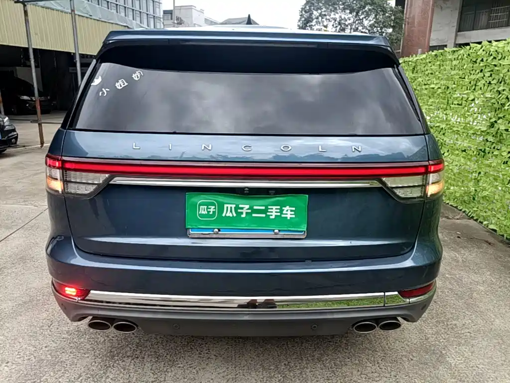 Lincoln Aviator (Import) — миниатюра 6