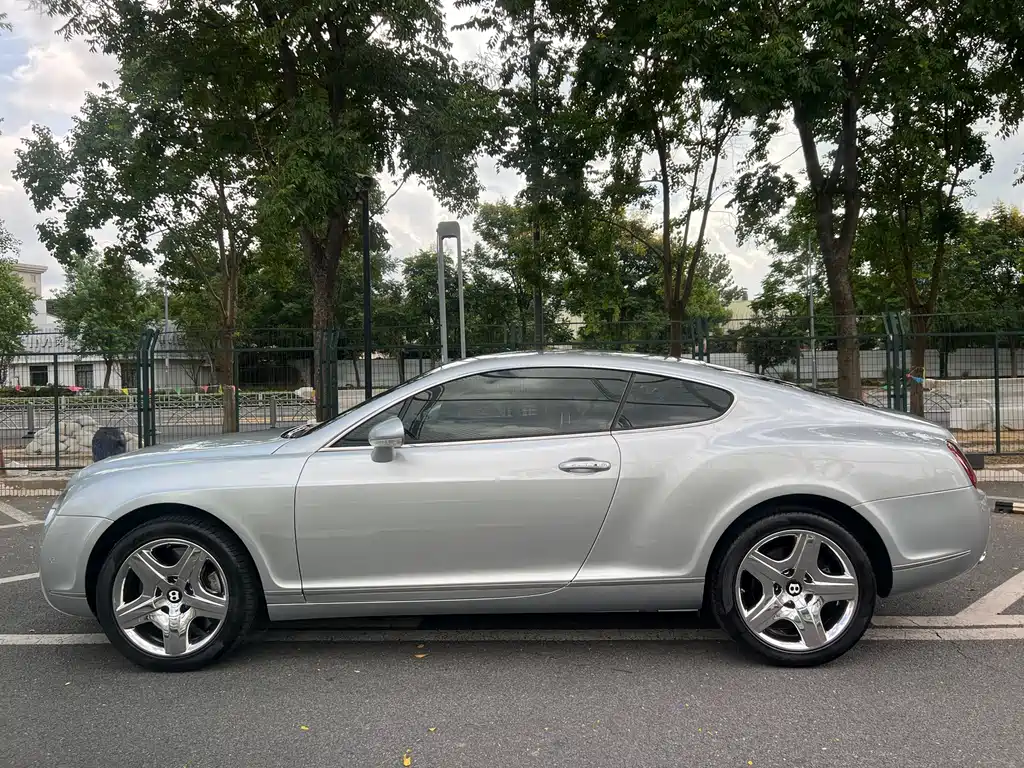 Bentley Continental — миниатюра 7