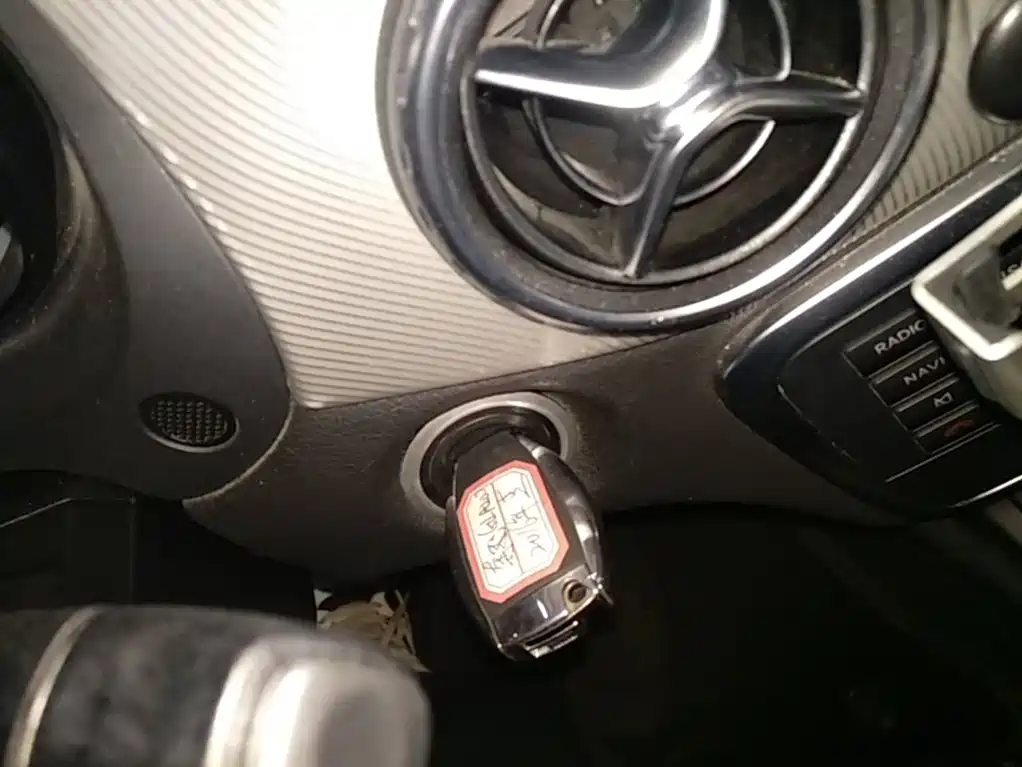 Mercedes-Benz GLA — миниатюра 9