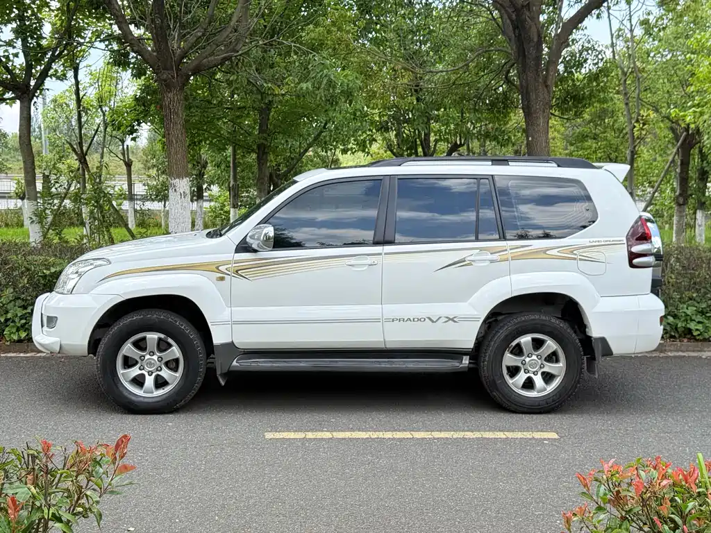Toyota Prado — миниатюра 6