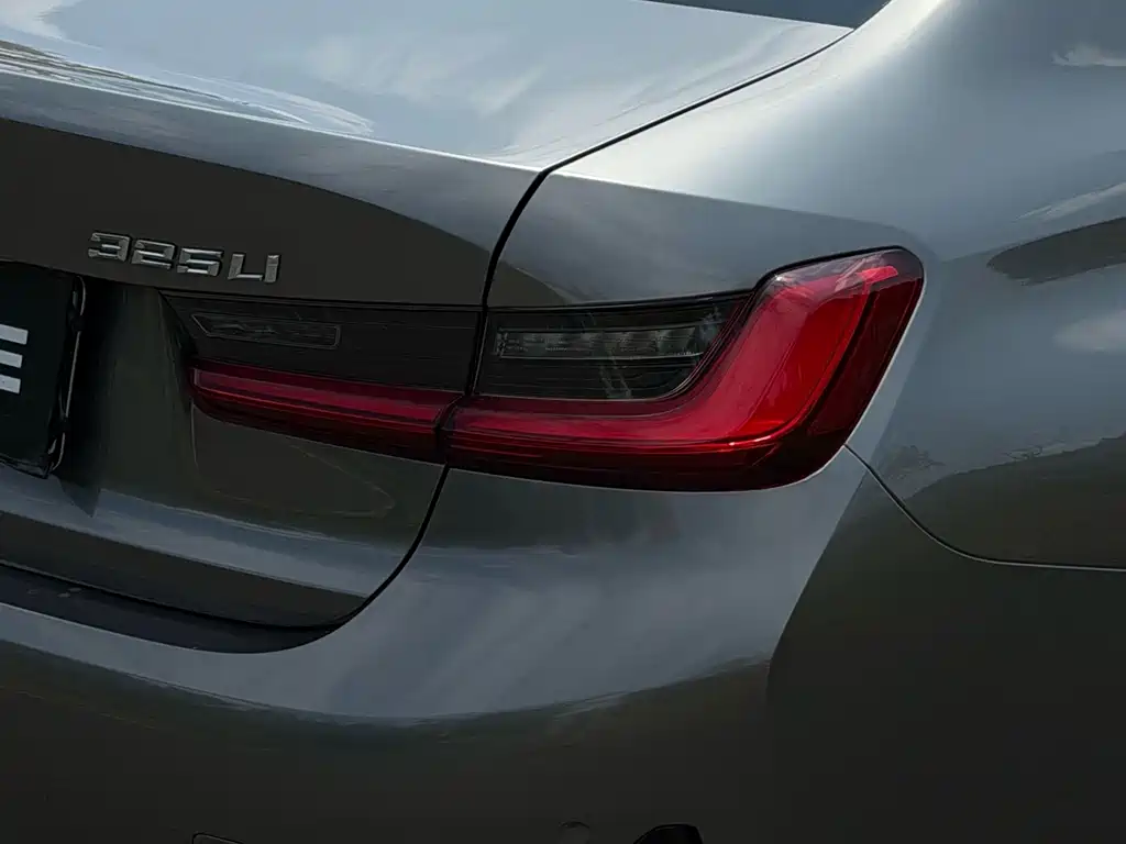 BMW 3 Series — миниатюра 9