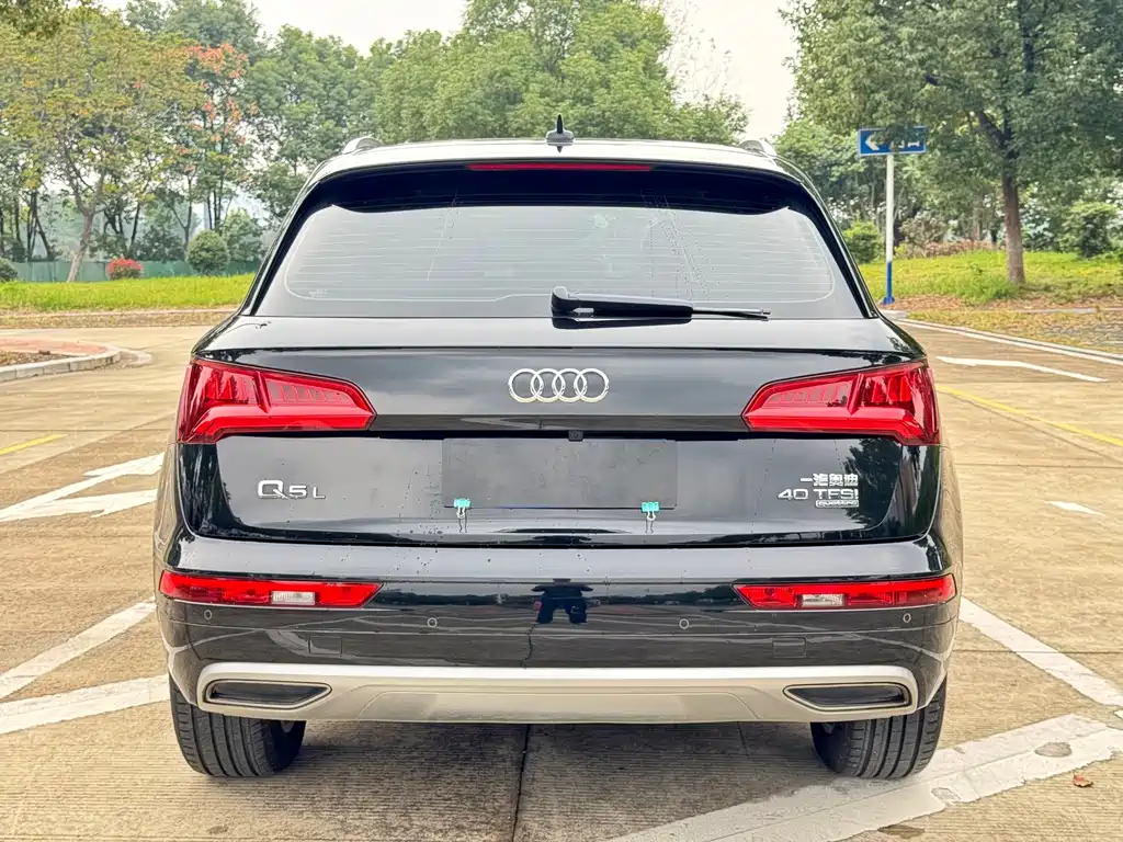 Audi Q5L — миниатюра 14