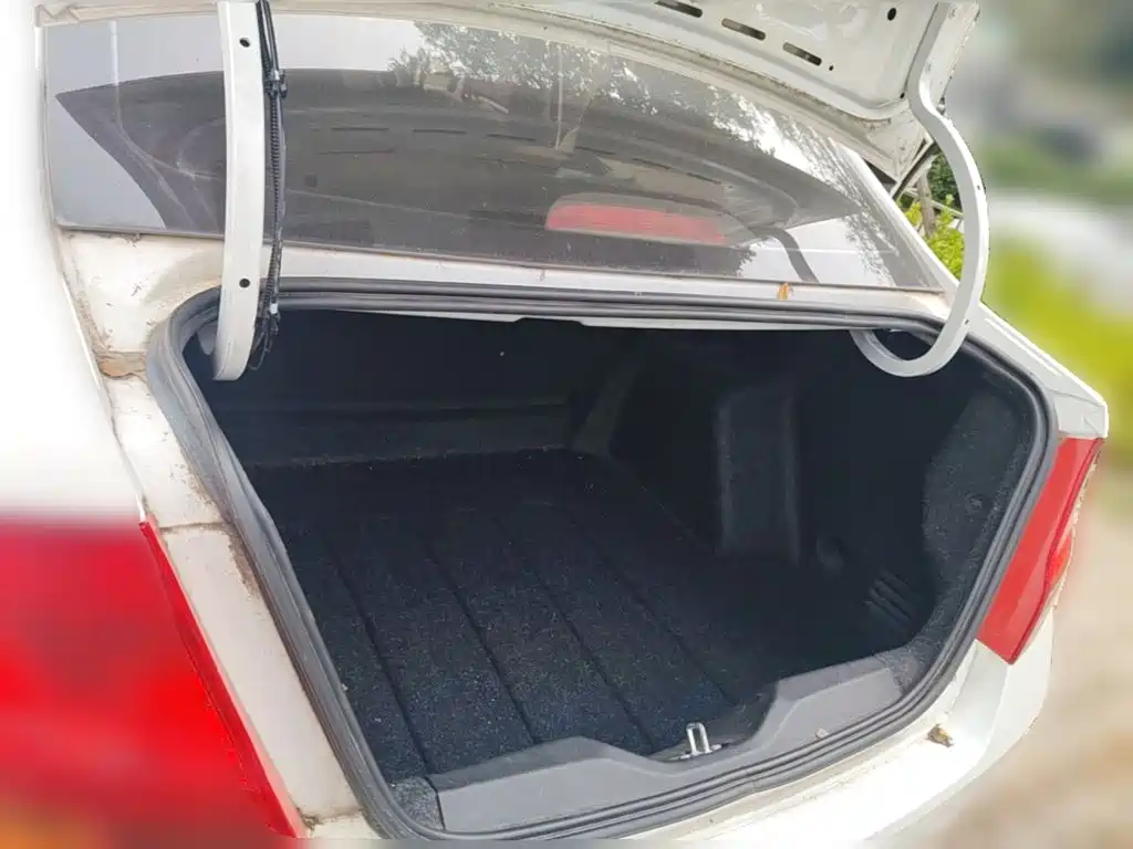 Chevrolet Sail — миниатюра 24