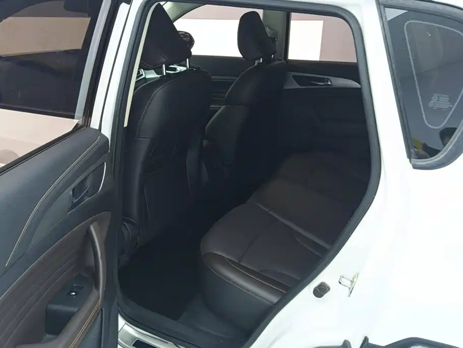 Changan CS35PLUS — миниатюра 11