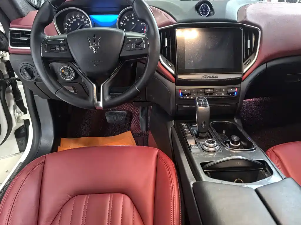 Maserati Ghibli — миниатюра 6