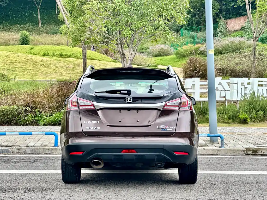 LUXGEN EXCELLENT 6 SUV