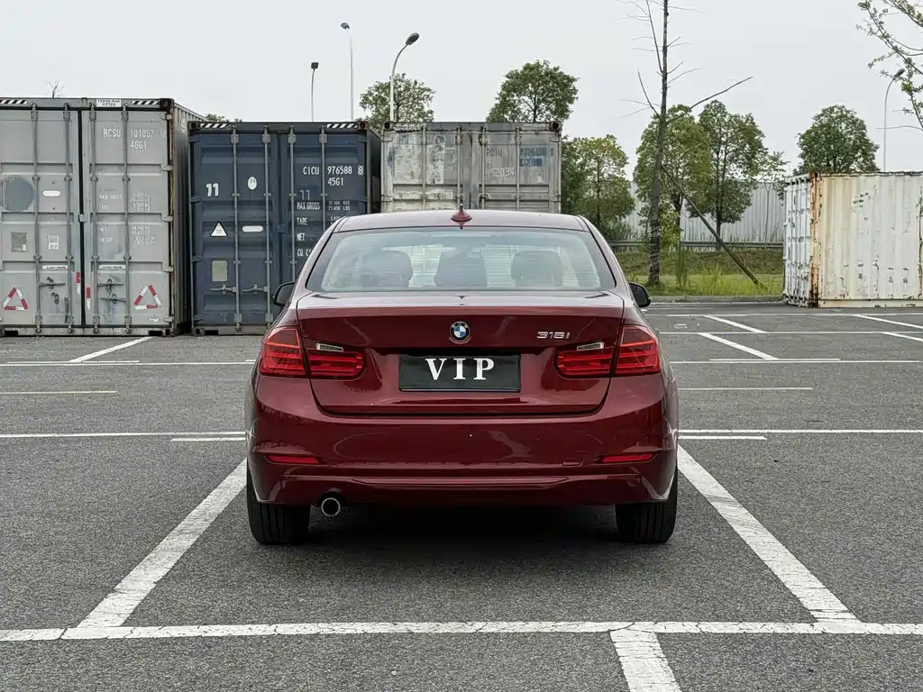 BMW 3 Series — миниатюра 12