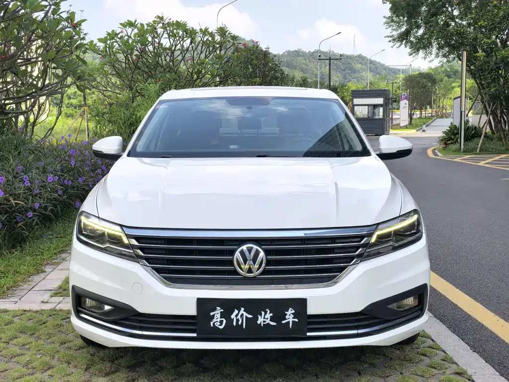Volkswagen Lavida — миниатюра 2
