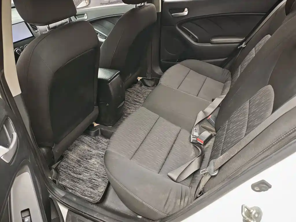 Kia K3 — миниатюра 5