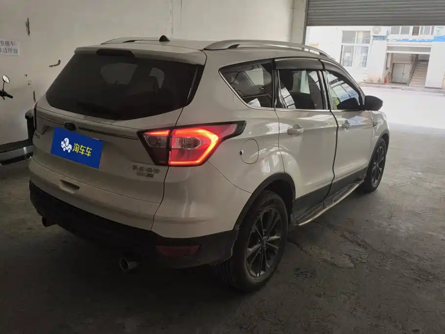 Ford Kuga — миниатюра 3