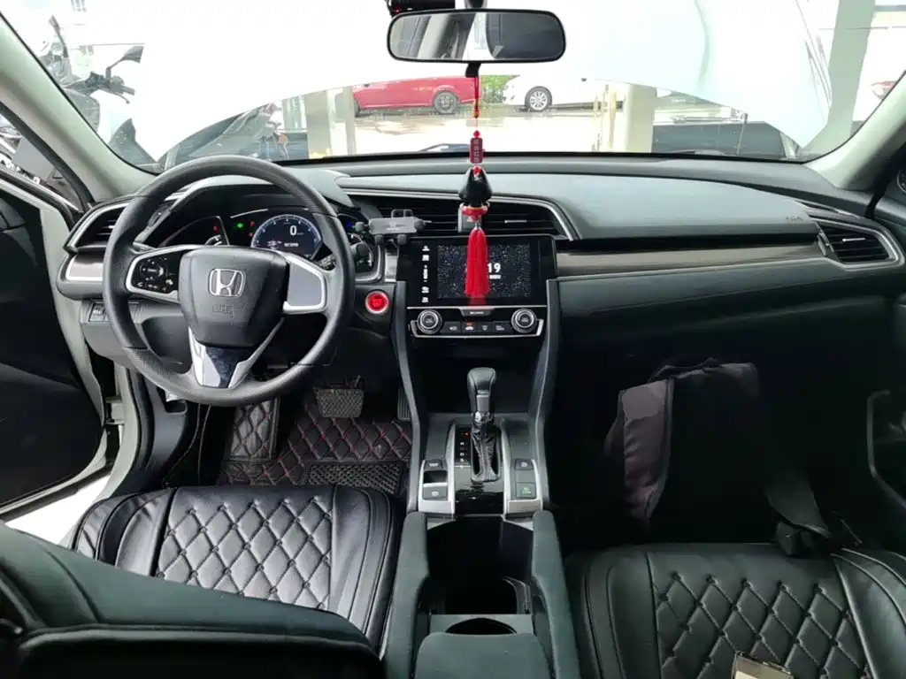 Honda Civic — миниатюра 10