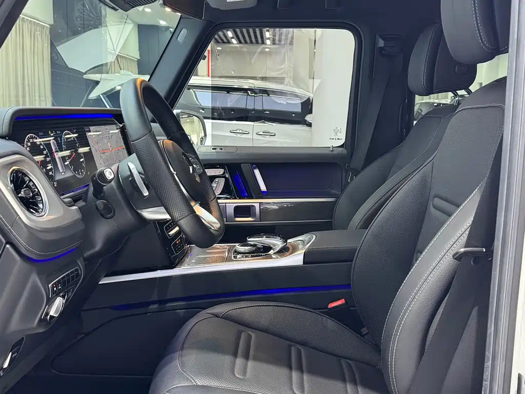 Mercedes-Benz G-Class — миниатюра 12