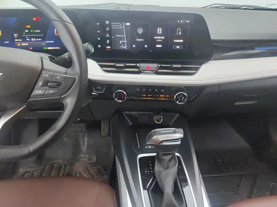 Chevrolet Monza — миниатюра 13