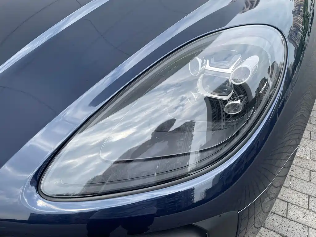Porsche Macan — миниатюра 10