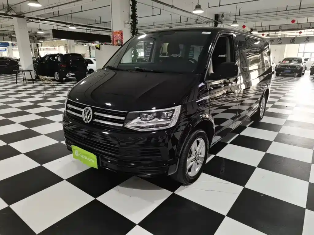 Volkswagen Caravelle — миниатюра 2