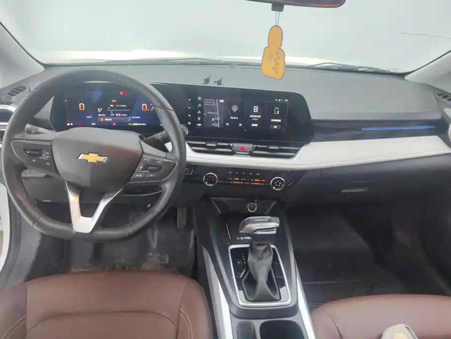 Chevrolet Monza — миниатюра 12