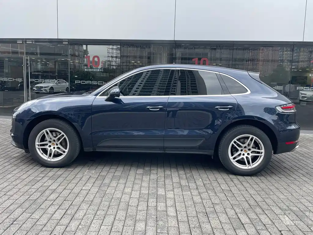 Porsche Macan — миниатюра 4