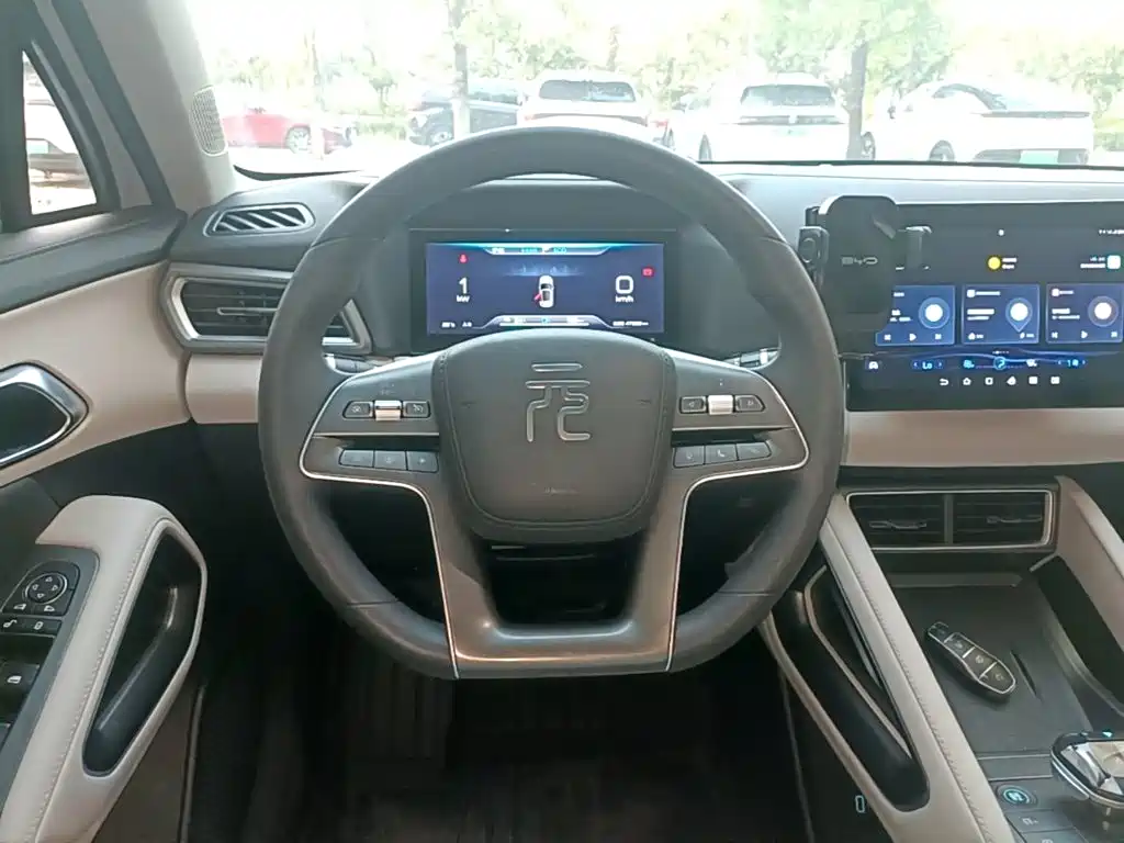 BYD Yuan UP — миниатюра 11