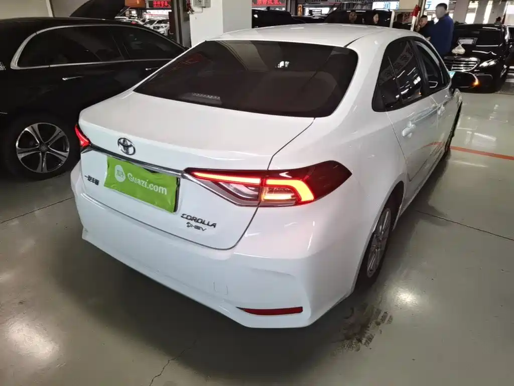 Toyota Corolla — миниатюра 7