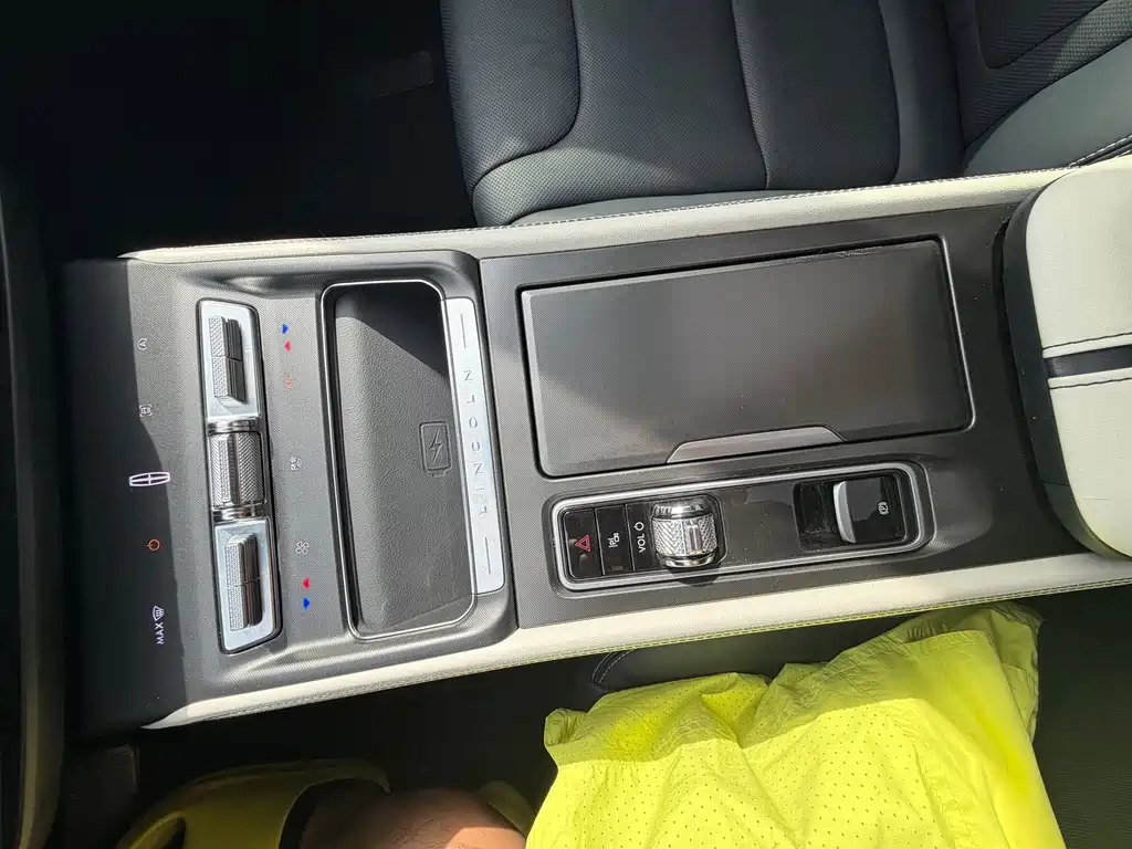 Lincoln Z — миниатюра 15