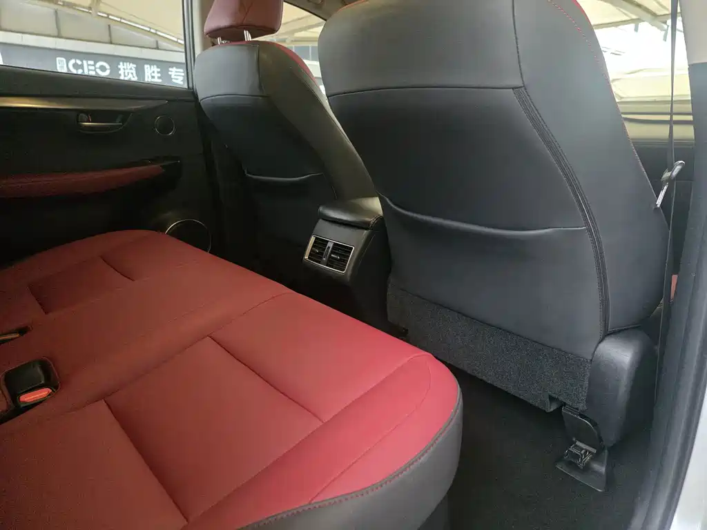 Lexus NX — миниатюра 14