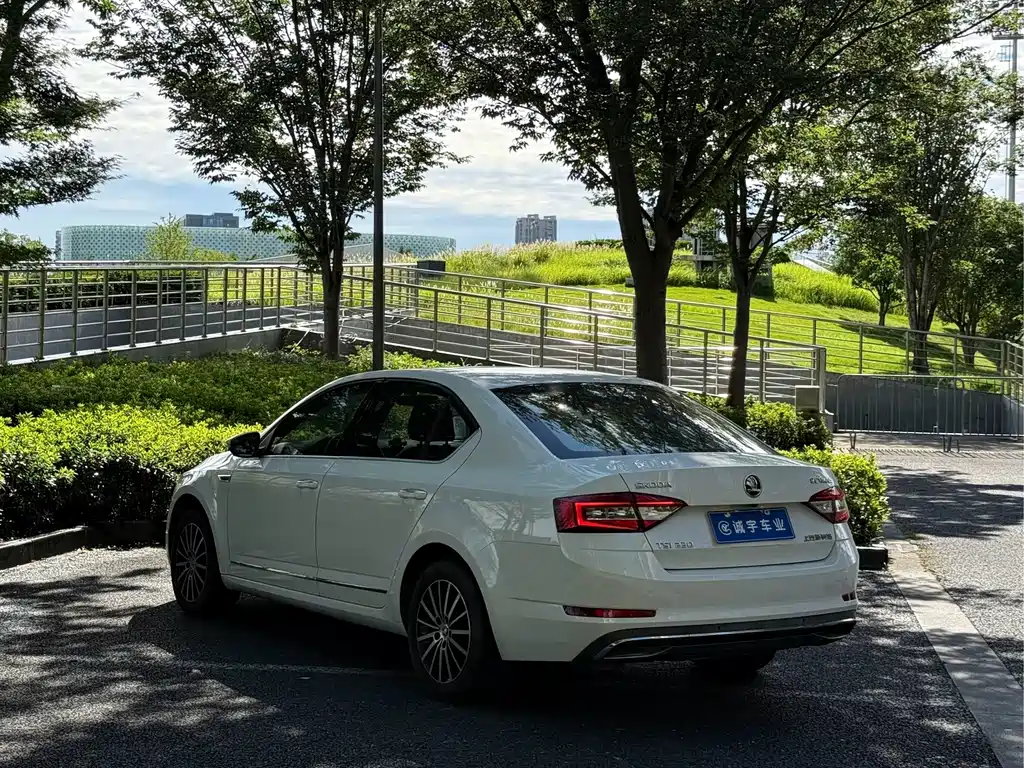 Skoda Octavia — миниатюра 16