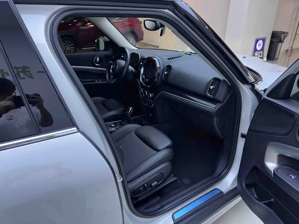MINI Mini Countryman — миниатюра 11