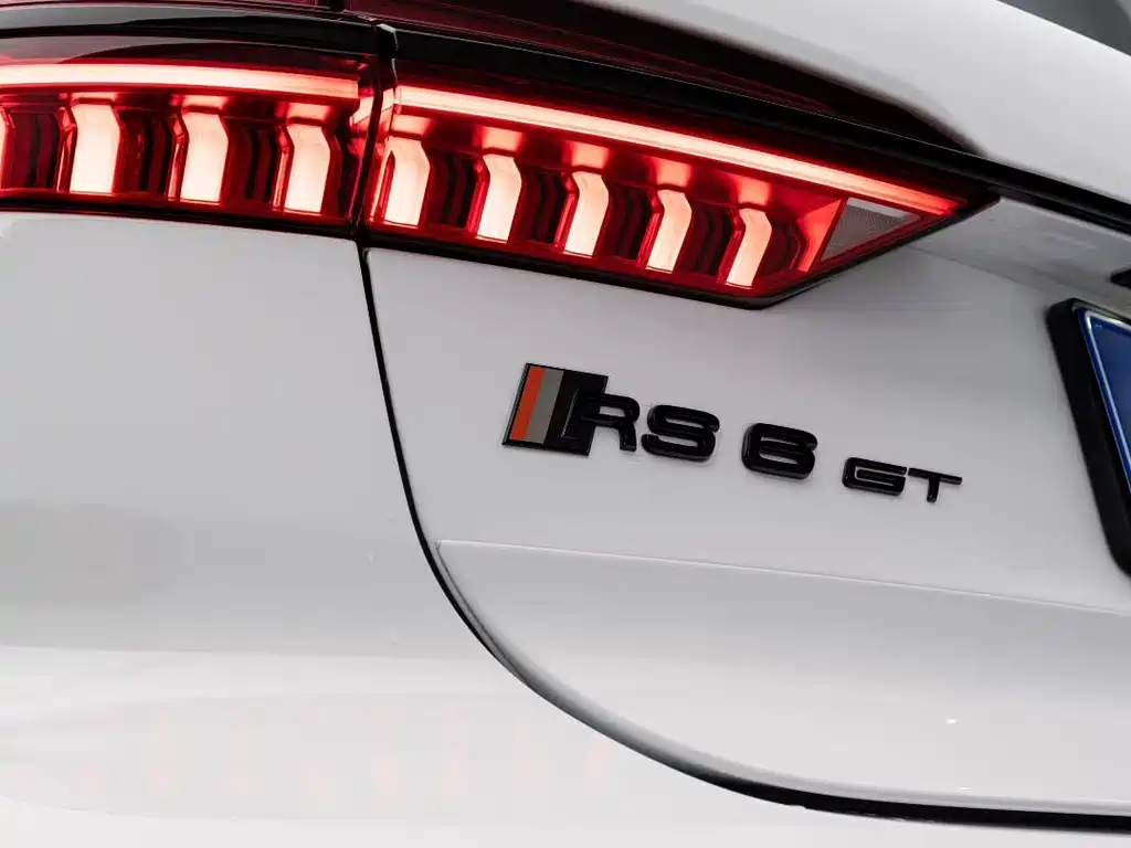 Audi RS 6 — миниатюра 6