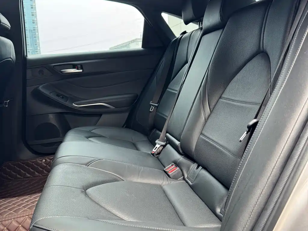 Toyota Avalon — миниатюра 13