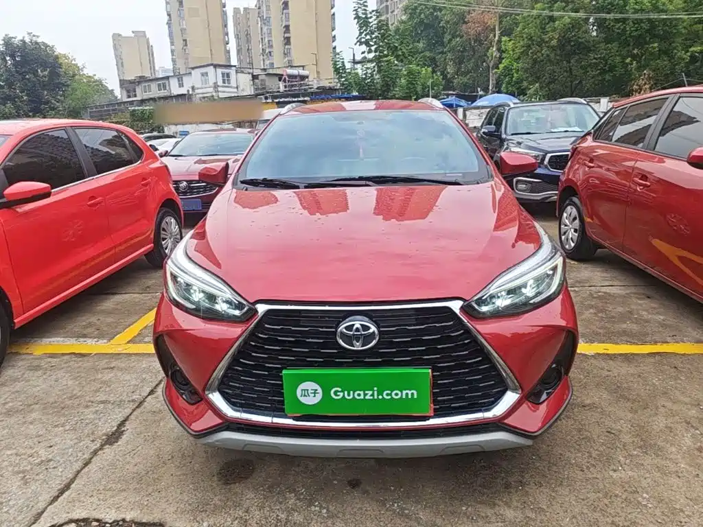 Toyota Yaris L — миниатюра 3