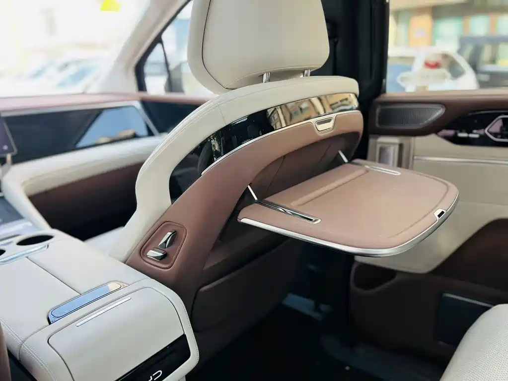 BYD Xia - фото 12