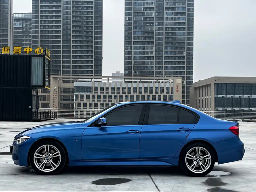 BMW 3 Series — миниатюра 4