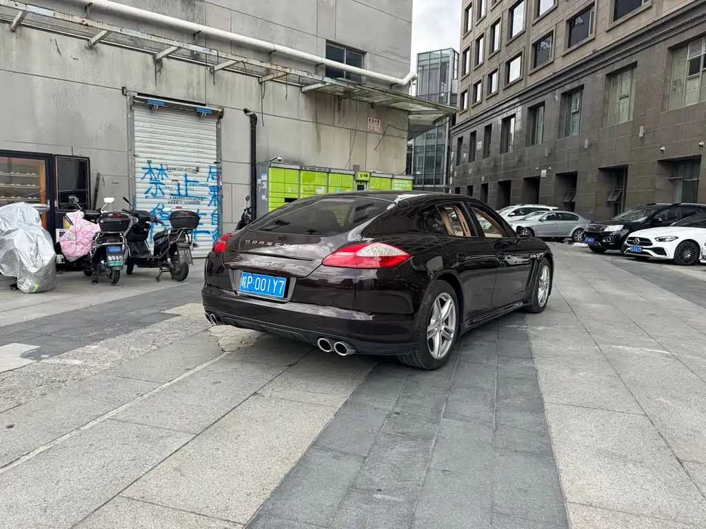 Porsche Panamera — миниатюра 18