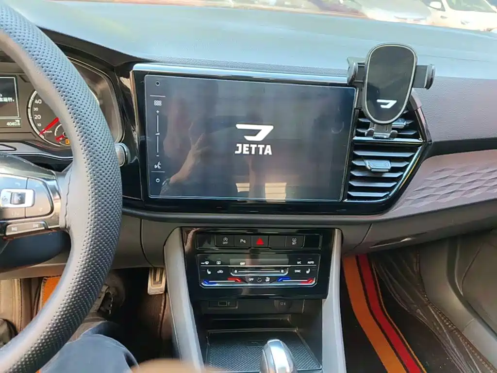 Jetta VS7 — миниатюра 13