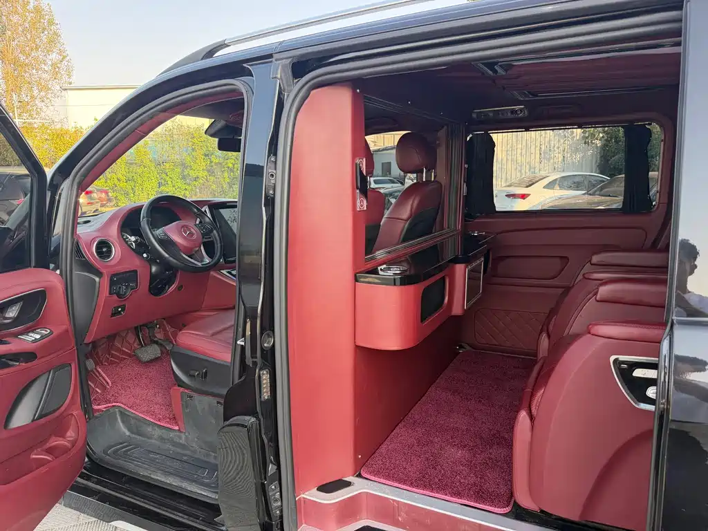Mercedes-Benz Vito — миниатюра 10