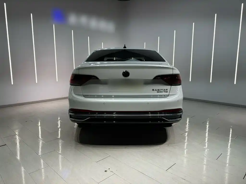 Volkswagen Sagitar — миниатюра 23
