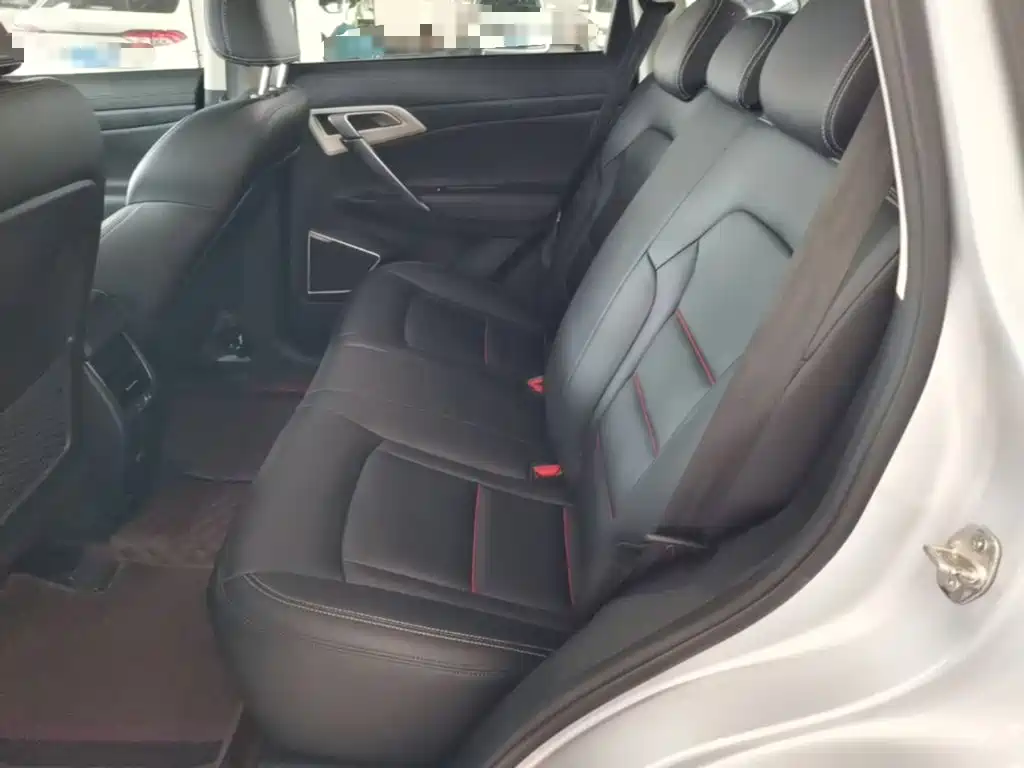 Geely Boyue — миниатюра 17